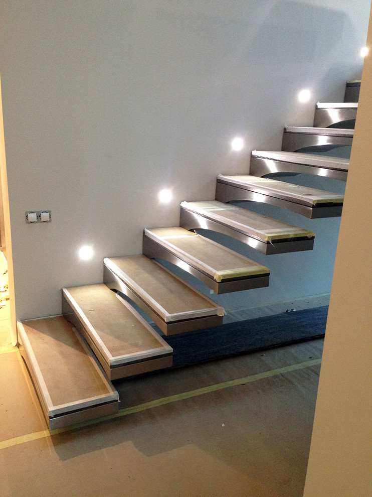 Лестница в форме крыла чайки в Репино