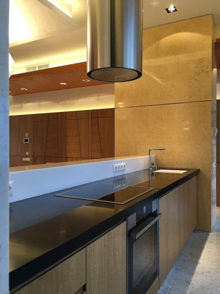 КП Довиль, КВ. 3