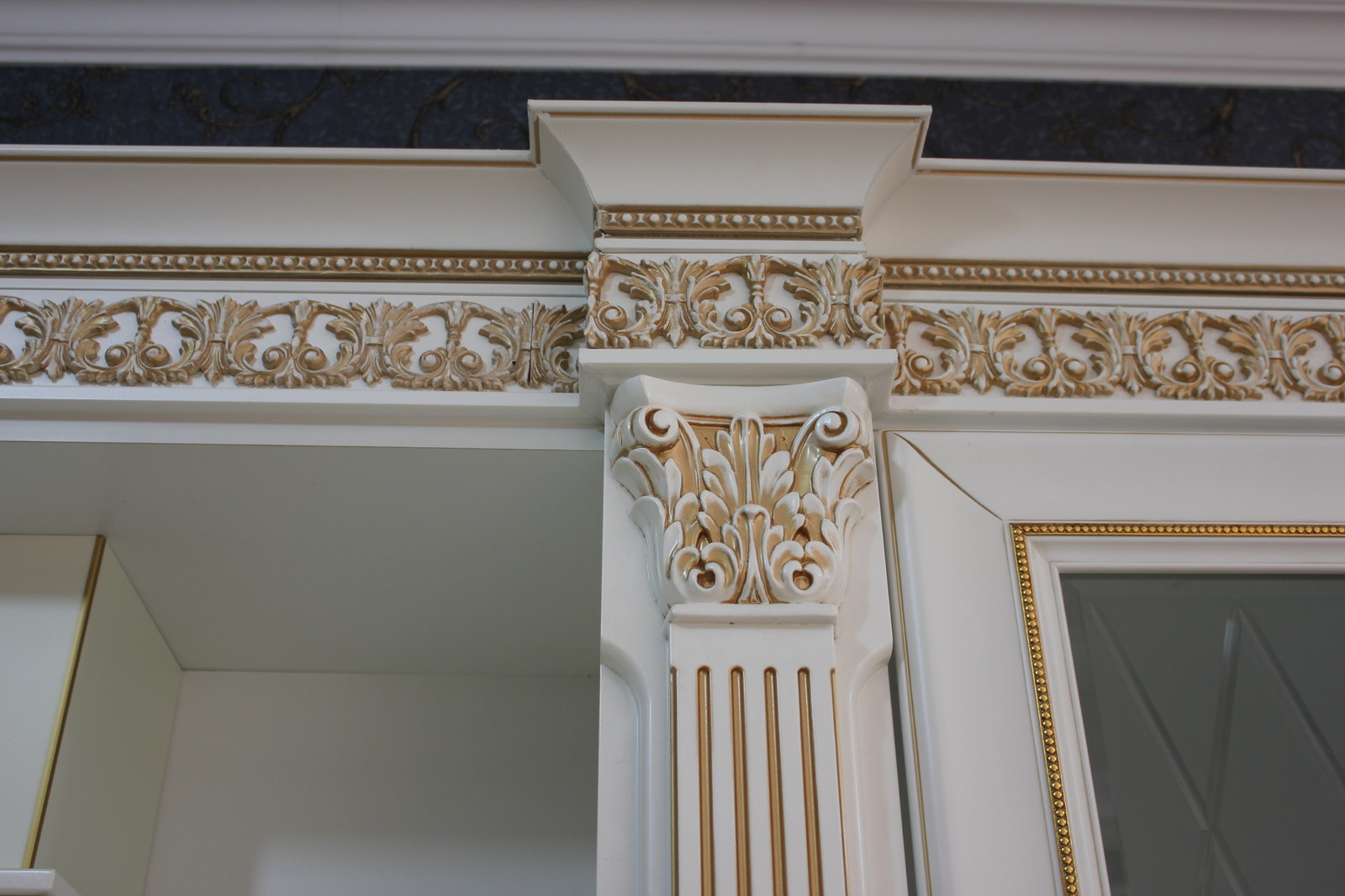 Обложка проекта: Кухни классика