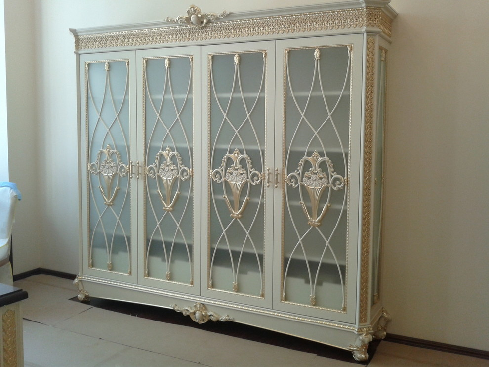 Шкафы и тумбы