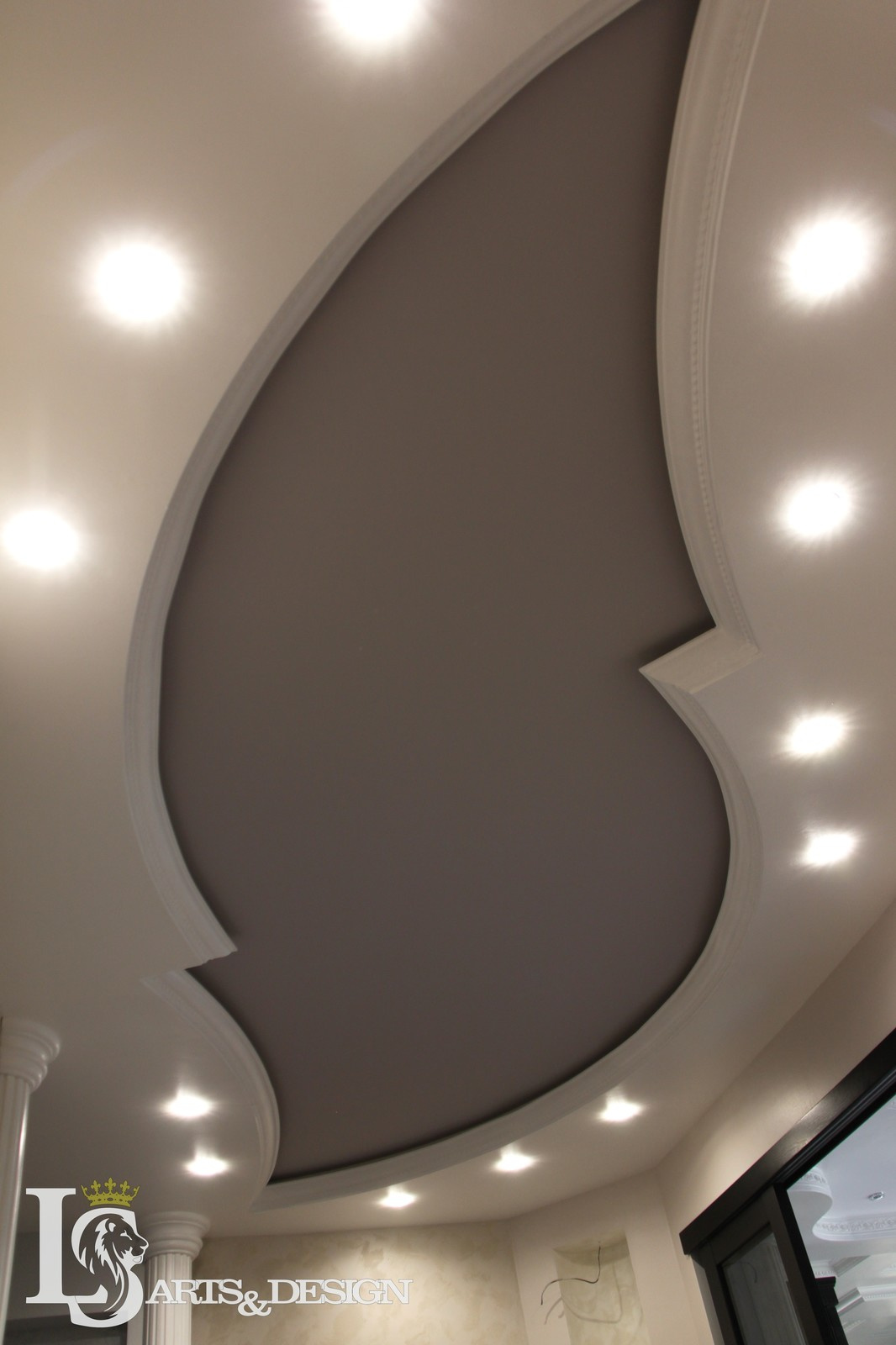 Близится к завершению проект 3-х комнатной квартиры в стиле Ар Деко