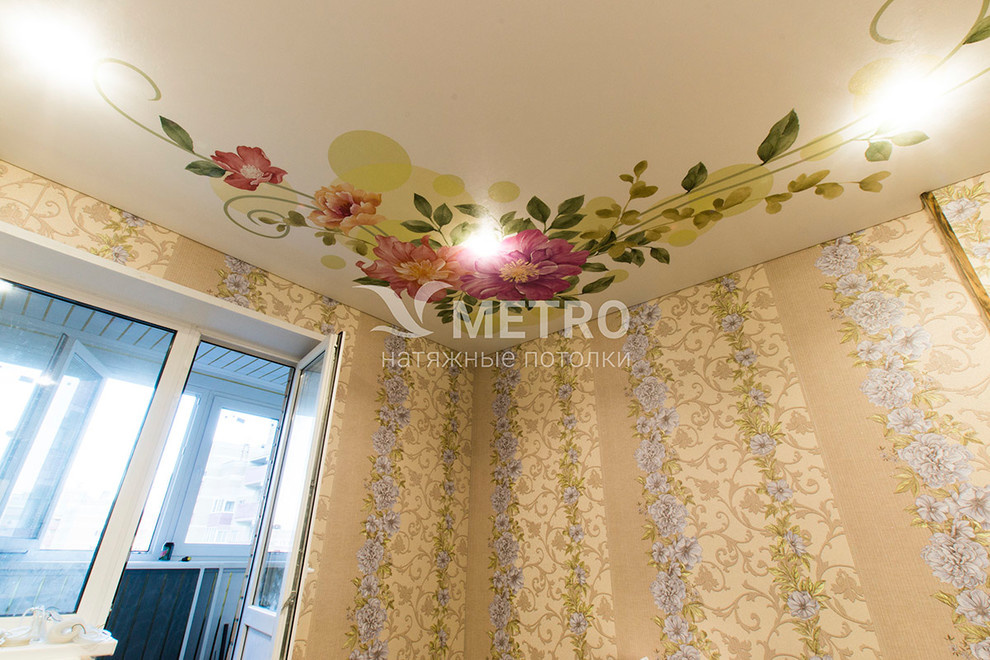 Натяжные потолки в трехкомнатной квартире Ярославль