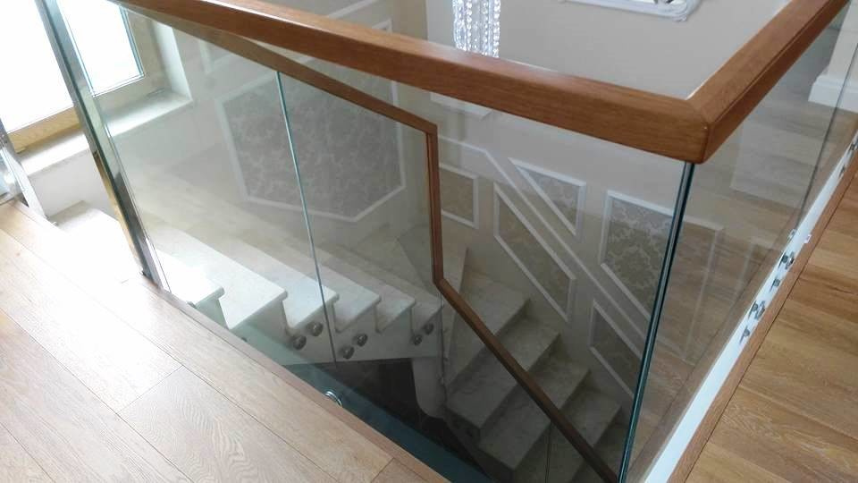 Самонесущие ограждения из стекла Маршаг