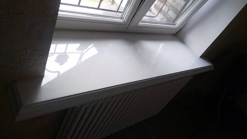 подоконники и столешница  с накладной мойкой