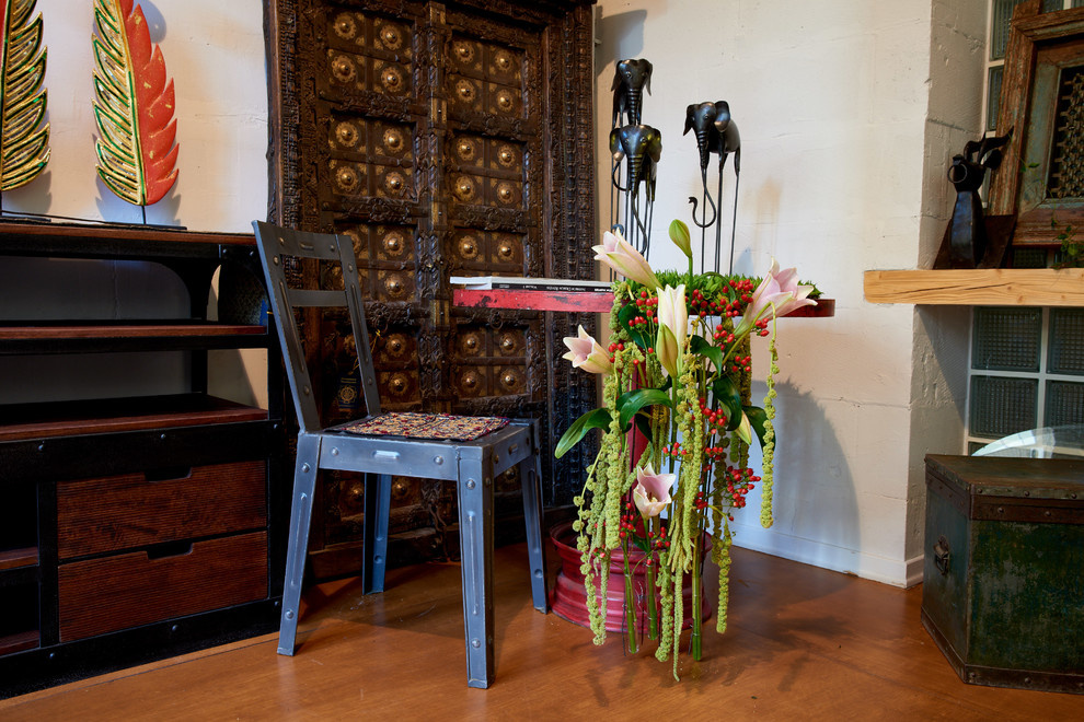 Обложка проекта: Флористическое оформление галереи "Интерьеры Махараджей"