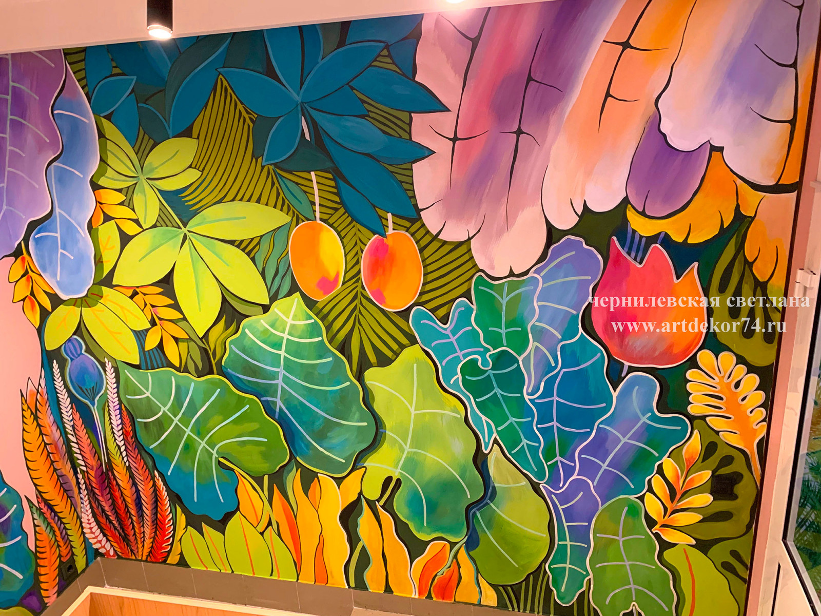 Художественная роспись стен, потолков, мебели. Фрески. Картины.