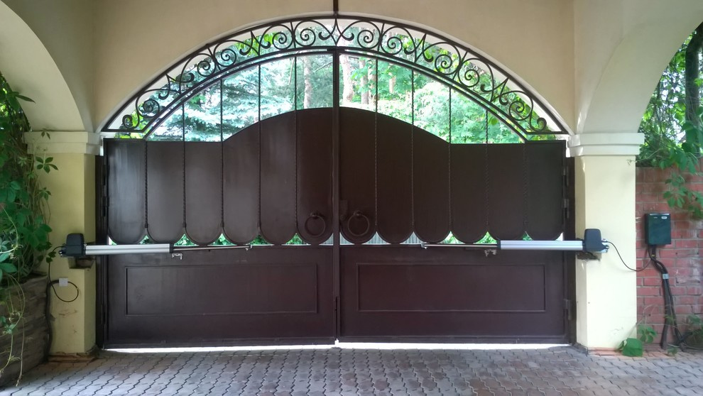 Распашные ворота