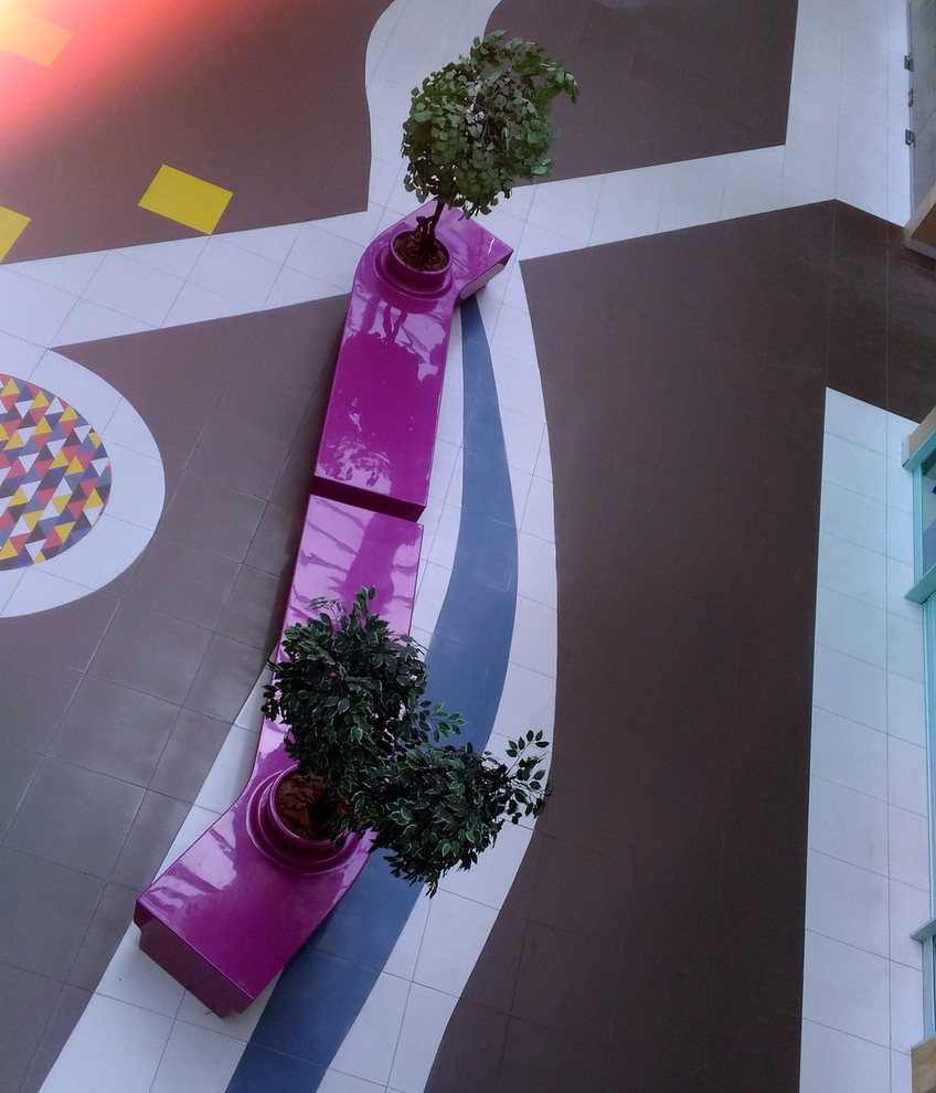 Обложка проекта: Скамейки-цветочницы в Торговом Центре