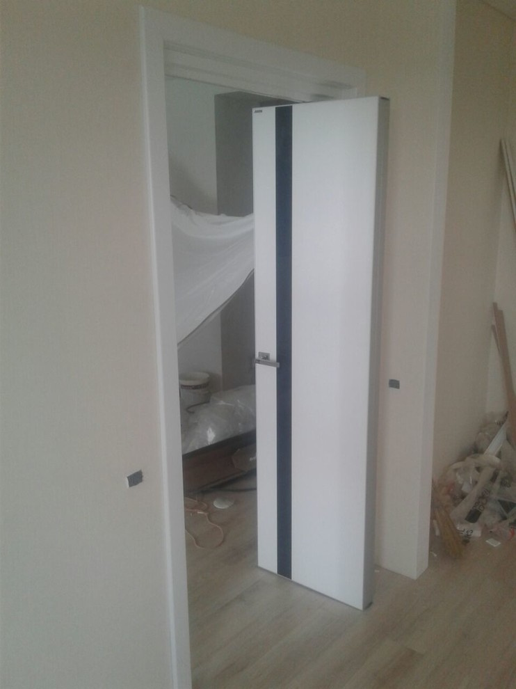 Производитель ProfilDoors, серия "Е", распашные двери и система "Книжка"