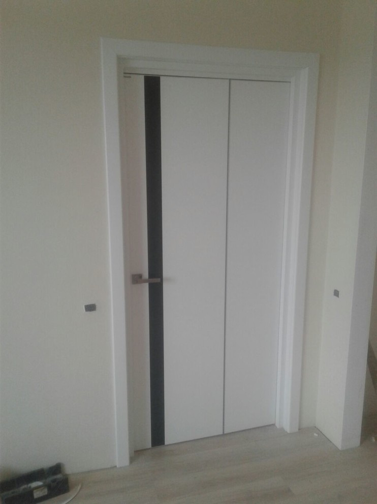 Производитель ProfilDoors, серия "Е", распашные двери и система "Книжка"