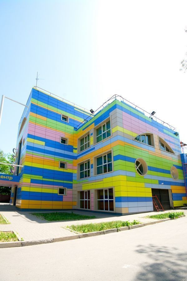 Отделка композитными панелями ТЦ