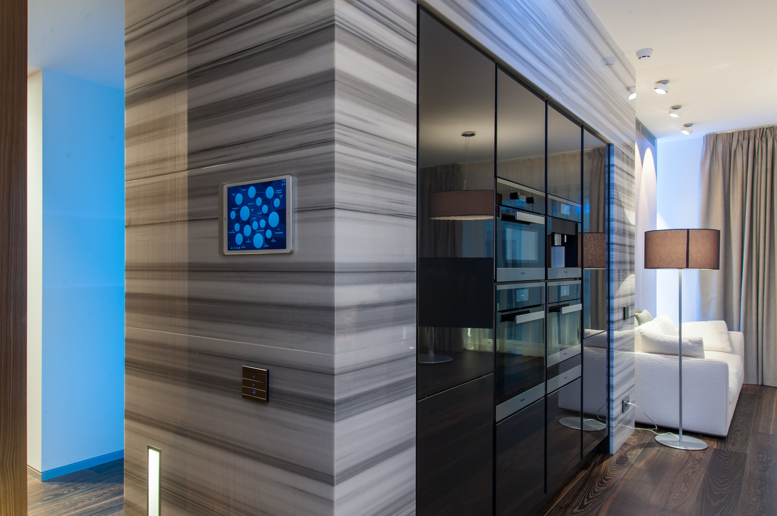 Двухэтажная квартира в Санкт-Петербурге