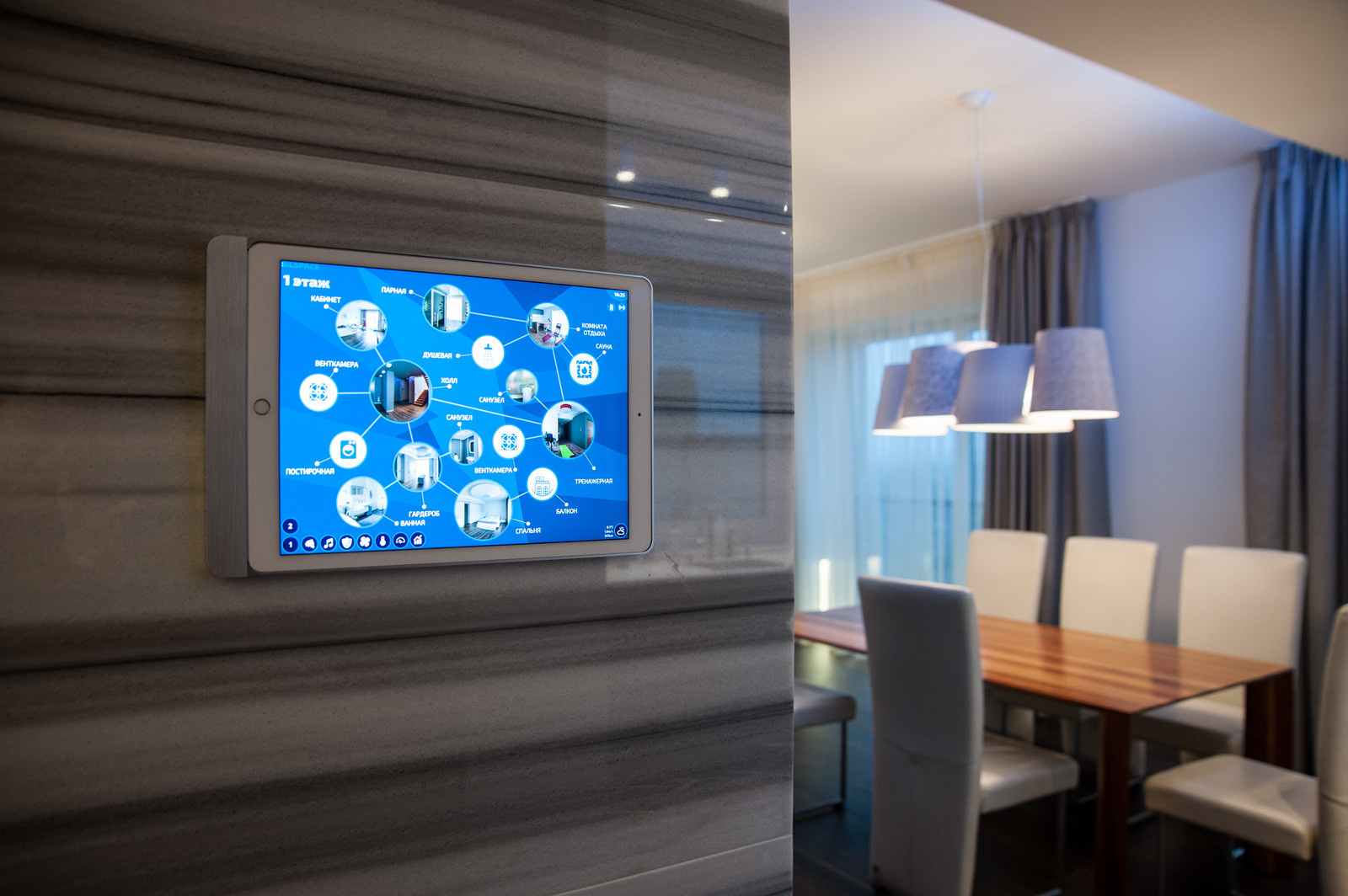 Двухэтажная квартира в Санкт-Петербурге