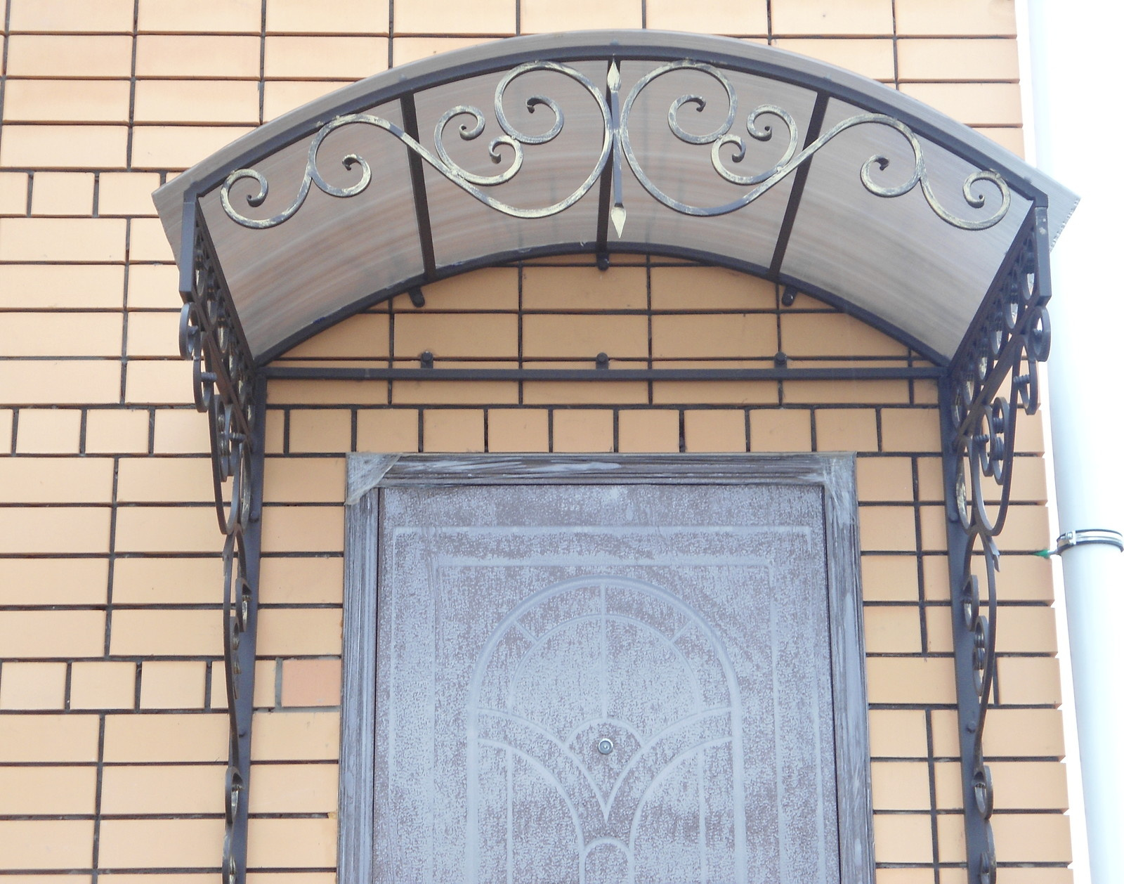 Обложка проекта: Входная группа и навесы