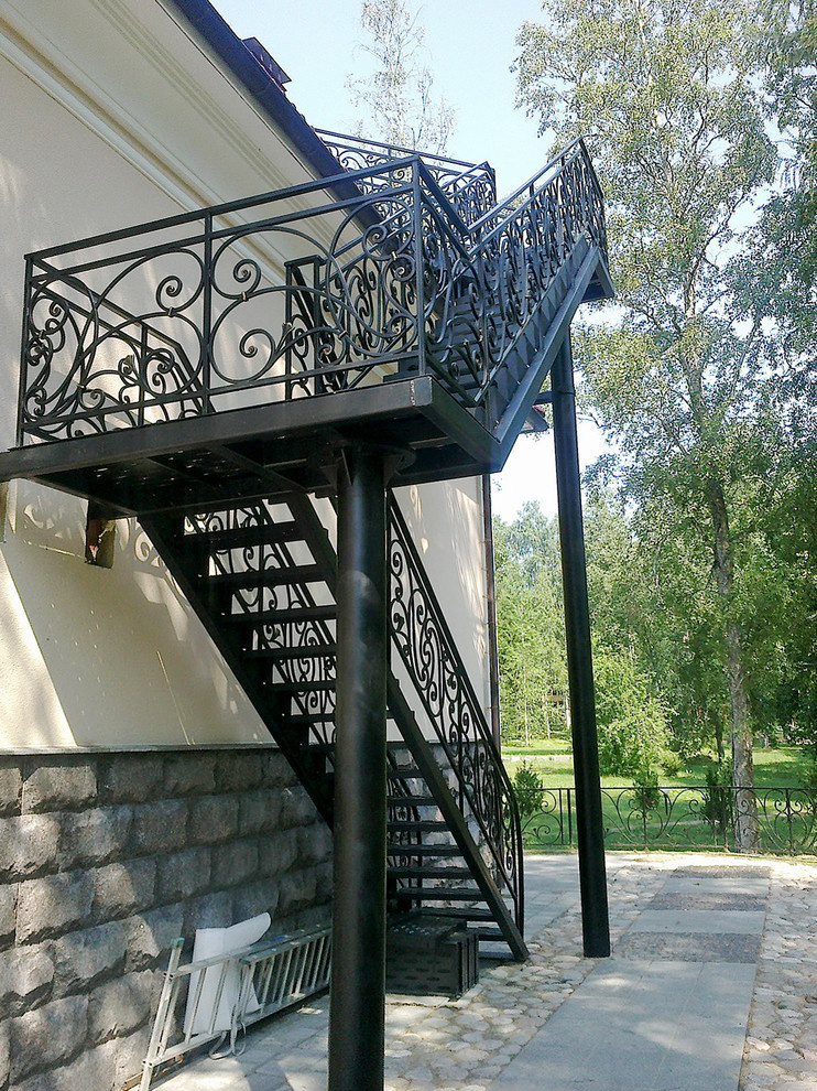 Крыльцо