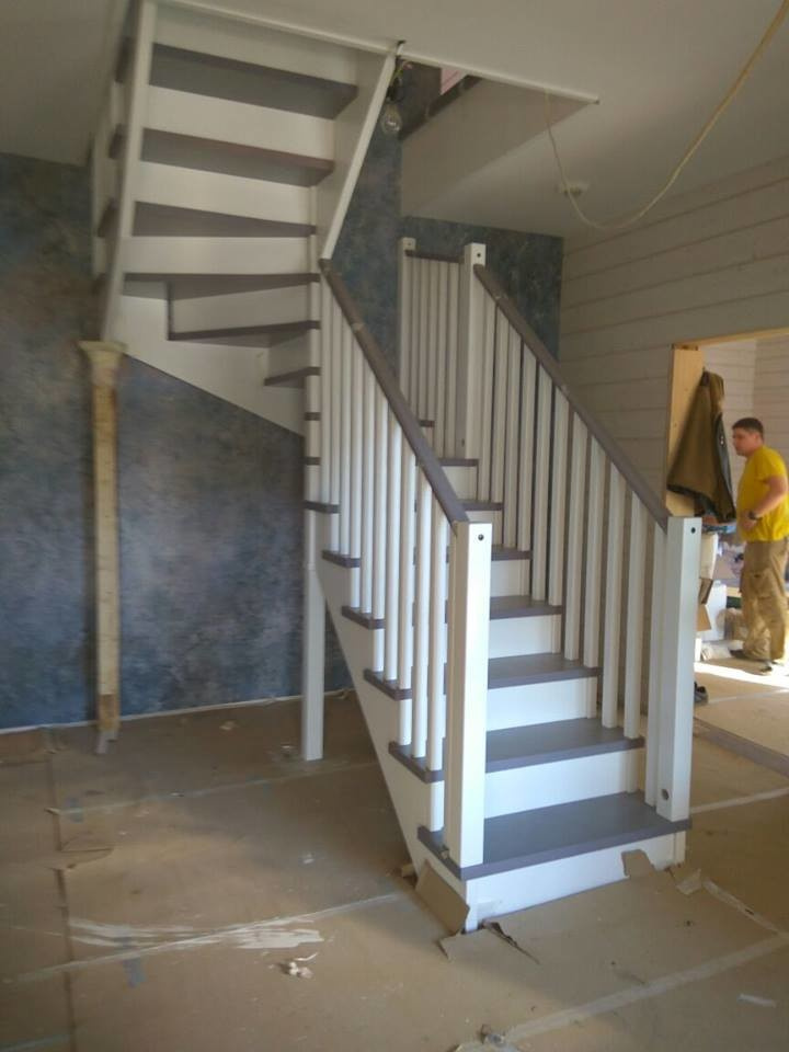 Деревянная  лестница