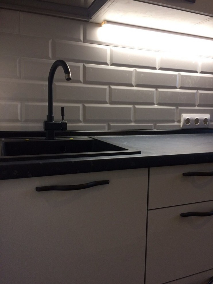 Обложка проекта: Белоснежная кухня