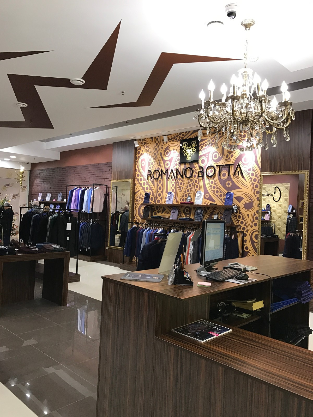Бутик мужской одежды в г.Ставрополе ТЦ Космос