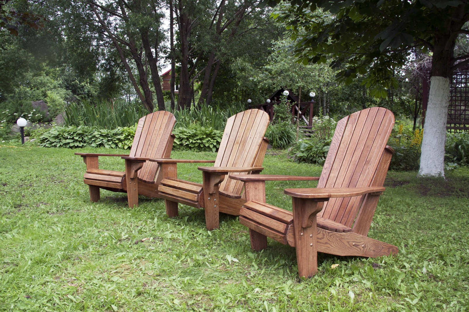 Кресло Adirondack для загородного отдыха