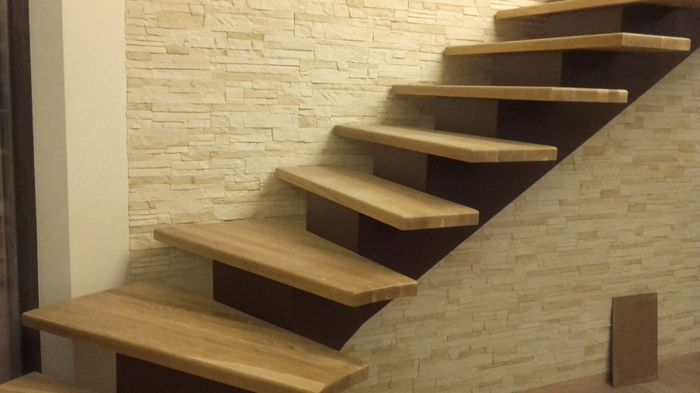 Лестница из дуба на монокосоуре