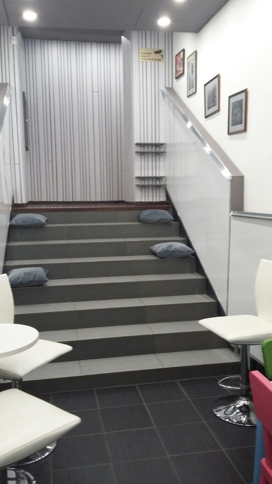 ЛОР центр где рисуют на стенах