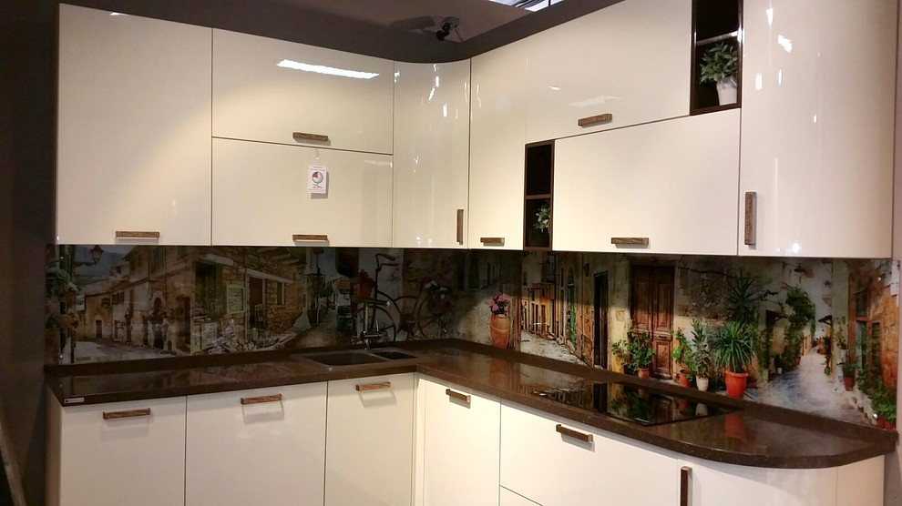 Кухонный фартук из стекла (тематика: города)