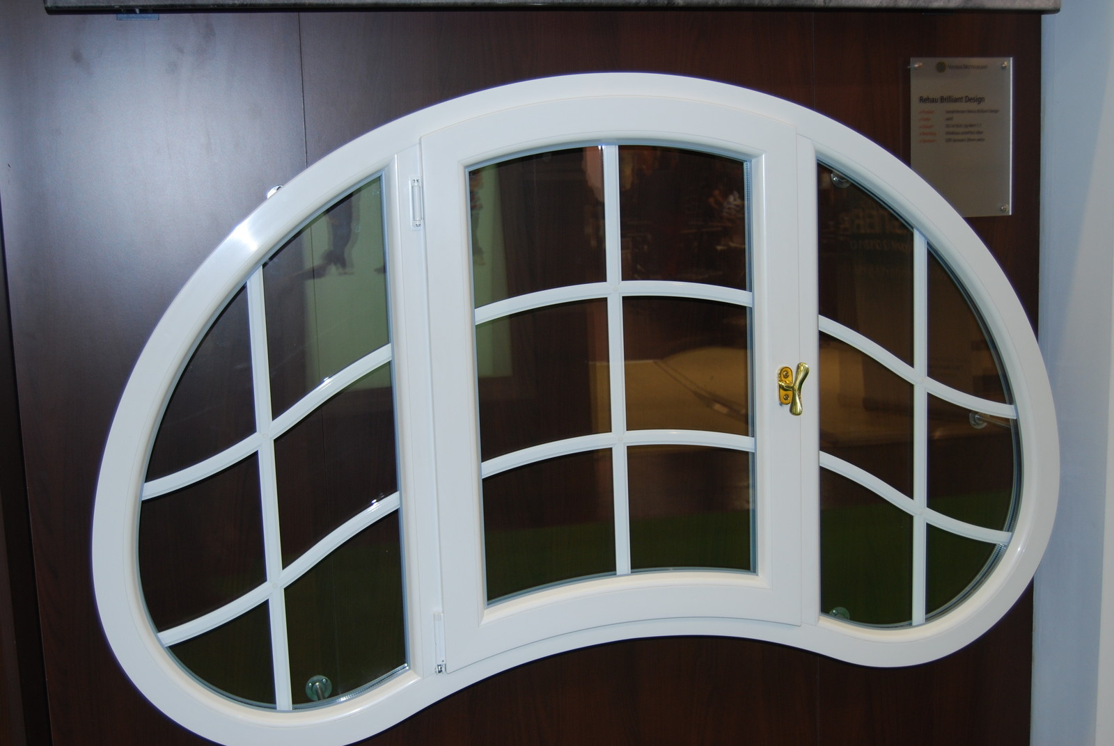 Обложка проекта: Окна