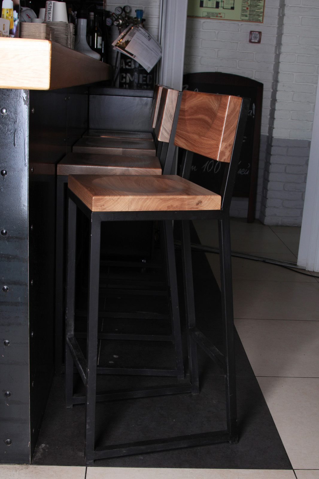 Pepperoni Pizzeria & Bar