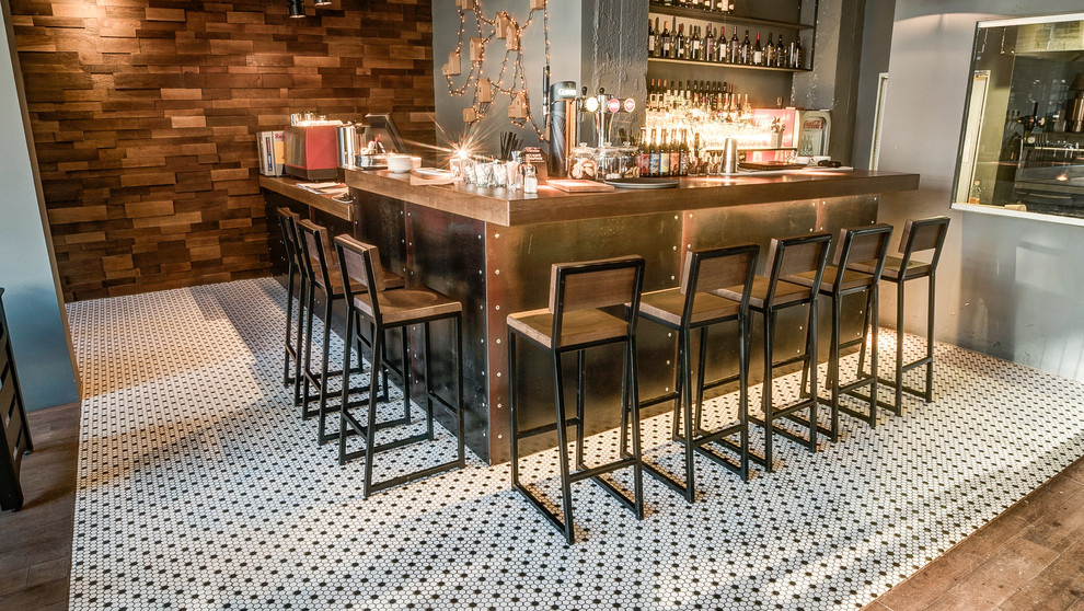 ELEVEN - Grill & Bar