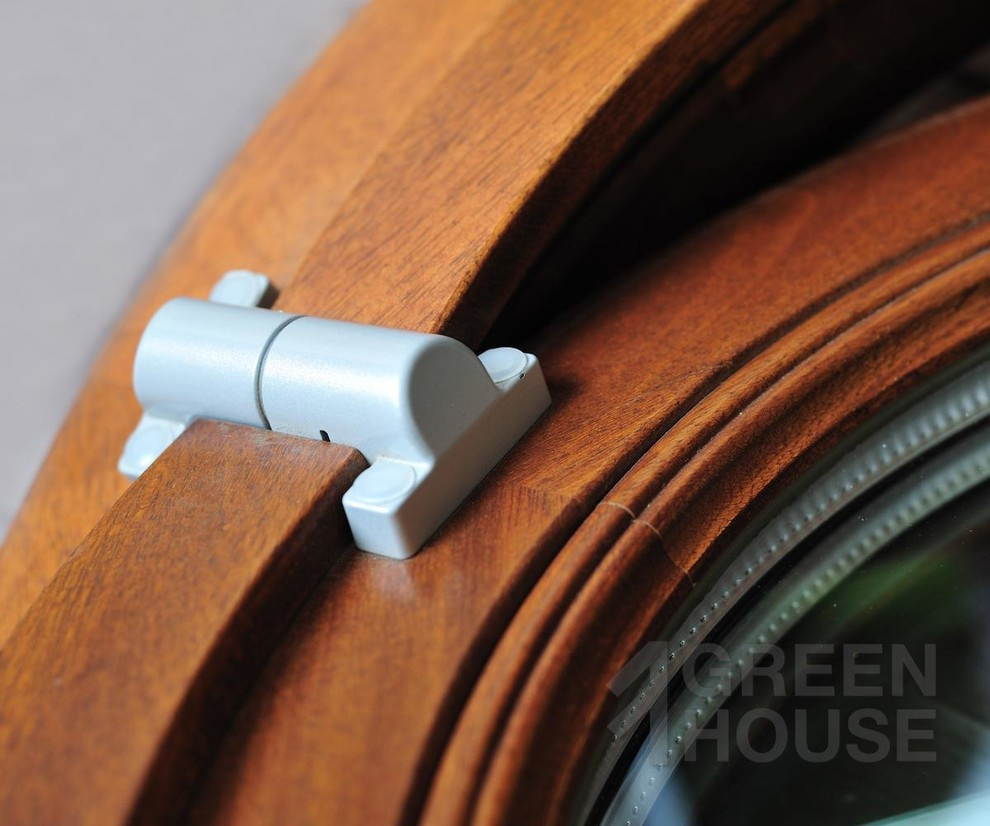 Круглое окно