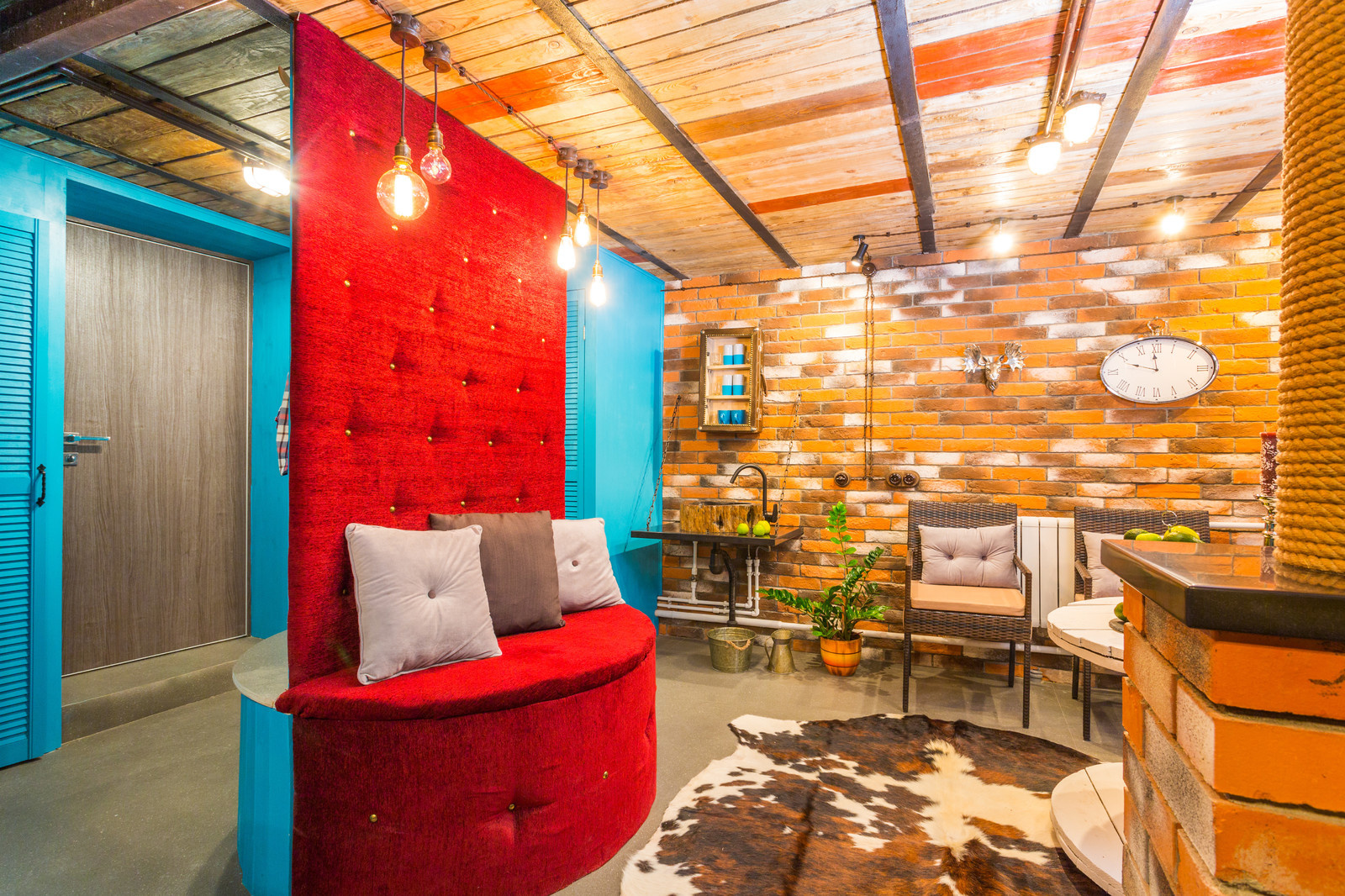 Мужской клуб в гараже