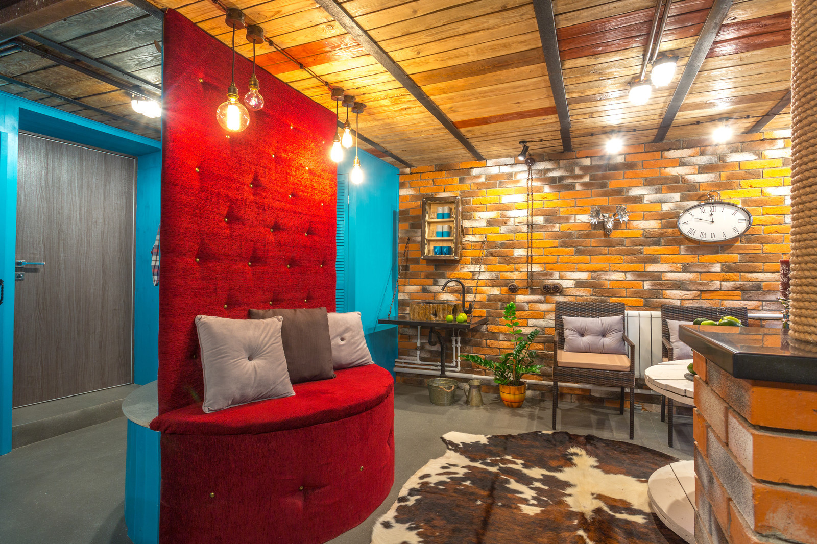 Мужской клуб в гараже