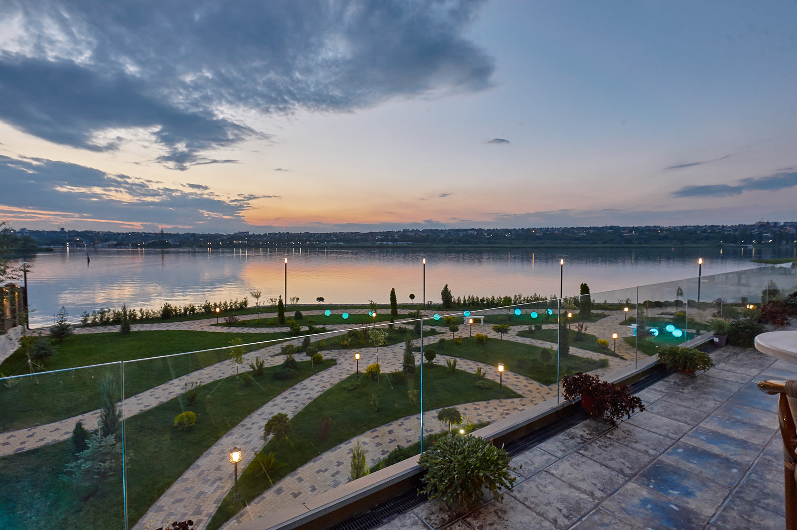 Waterhouse & Лев Голицын