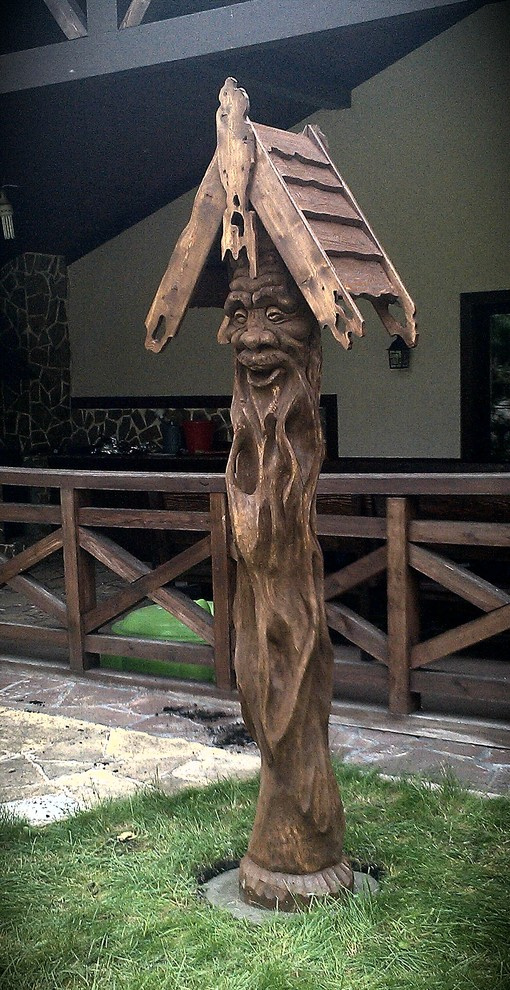 Детская спортивно - развлекательная площада, беседка для отдыха.