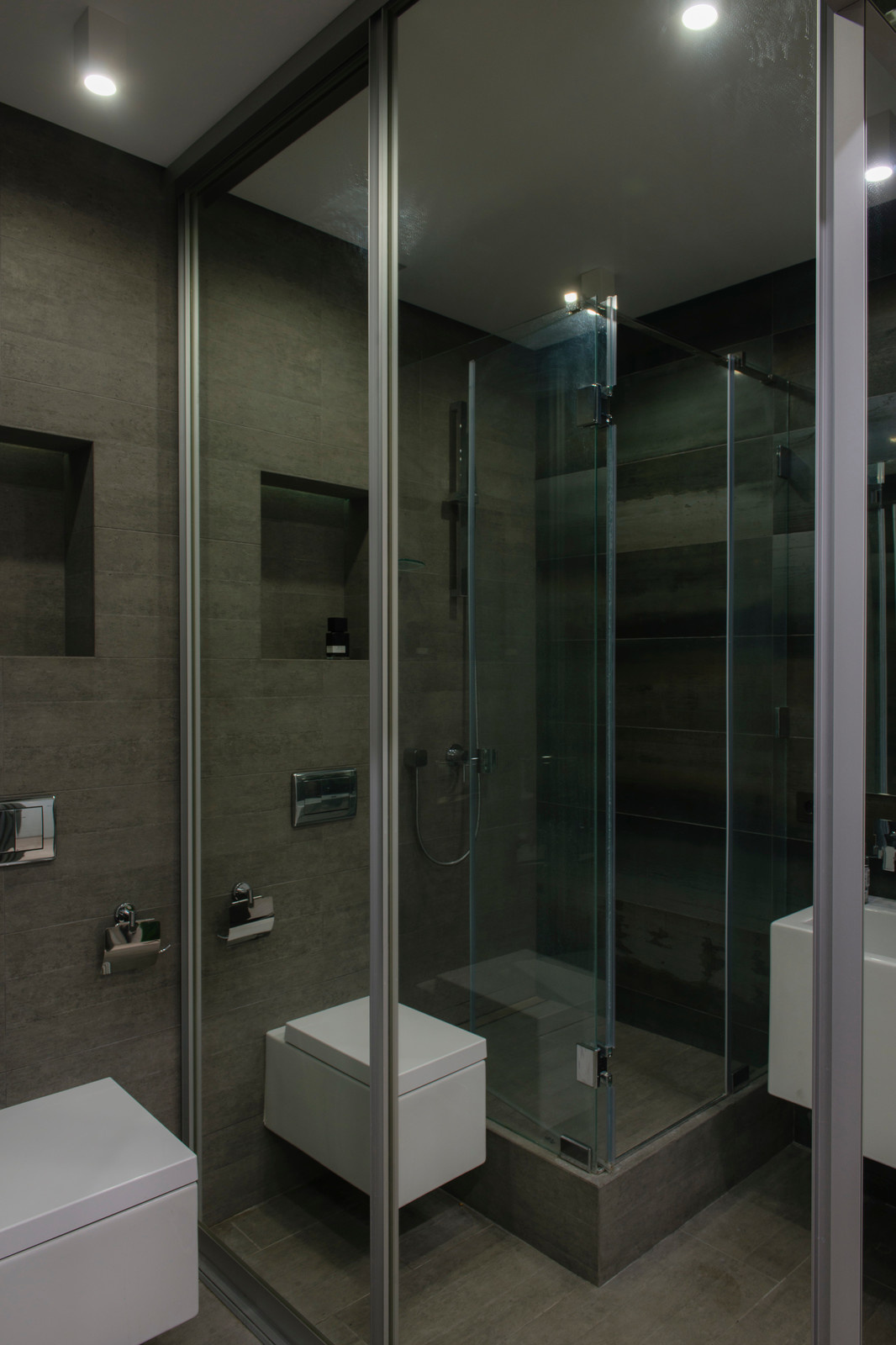 Квартира-студия в г. Ростове-на-Дону "Бетонная стена"