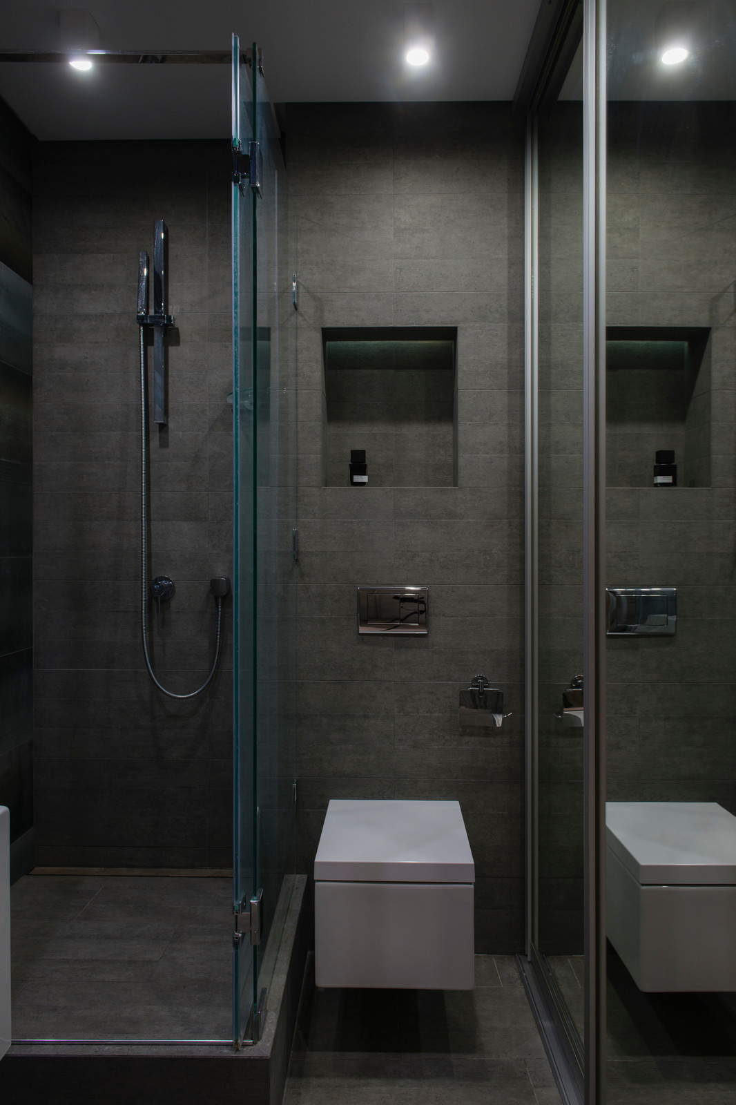 Квартира-студия в г. Ростове-на-Дону "Бетонная стена"