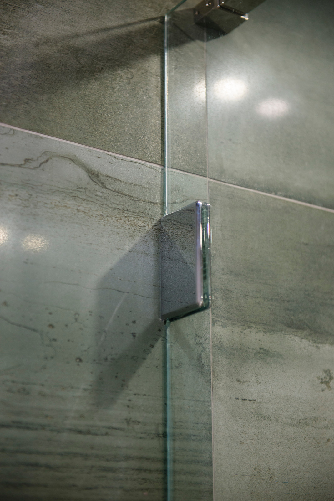 Квартира-студия в г. Ростове-на-Дону "Бетонная стена"