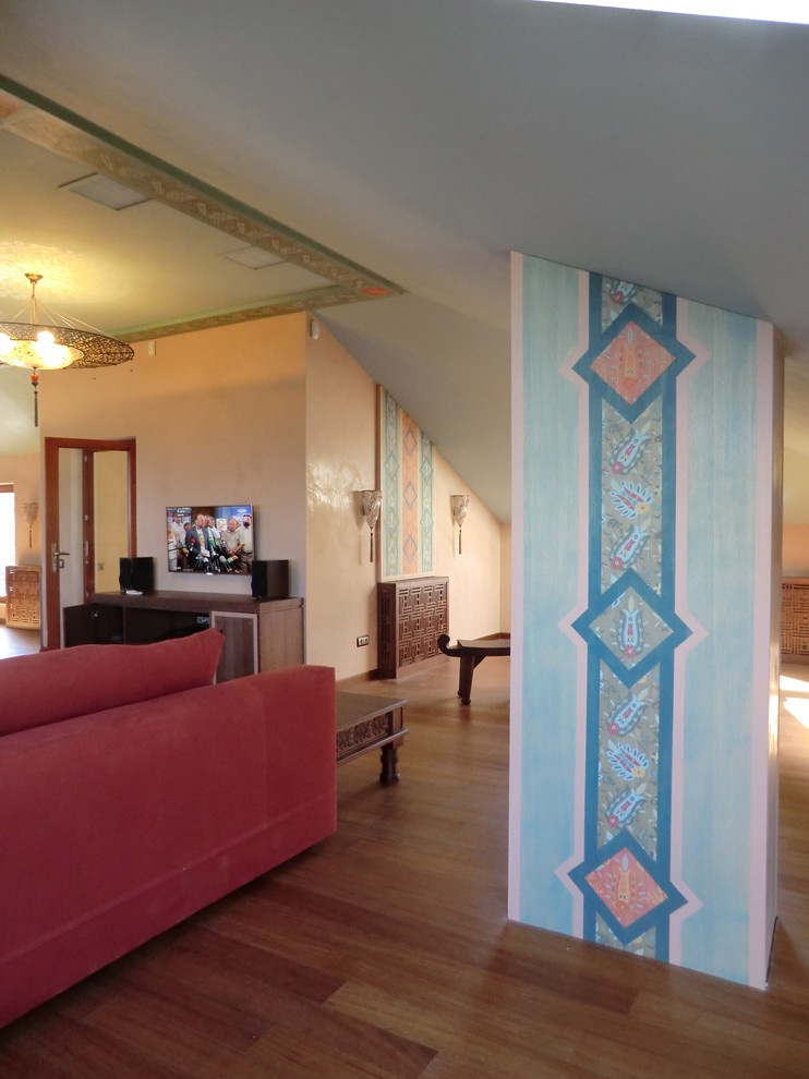 Трафаретный декор