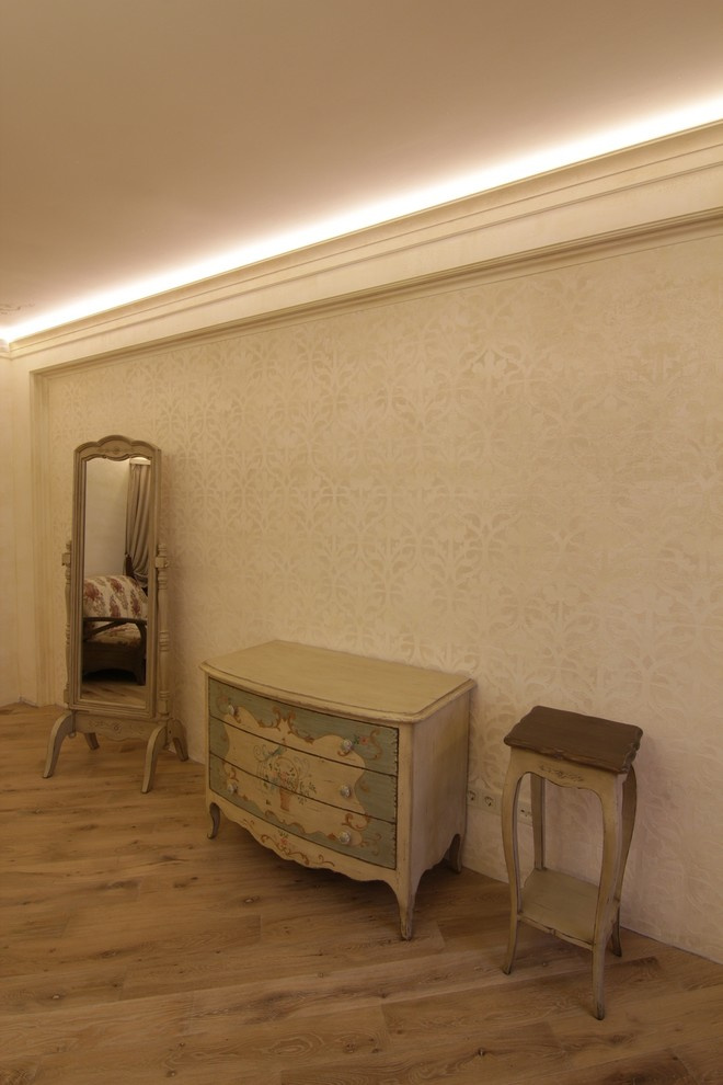 Трафаретный декор