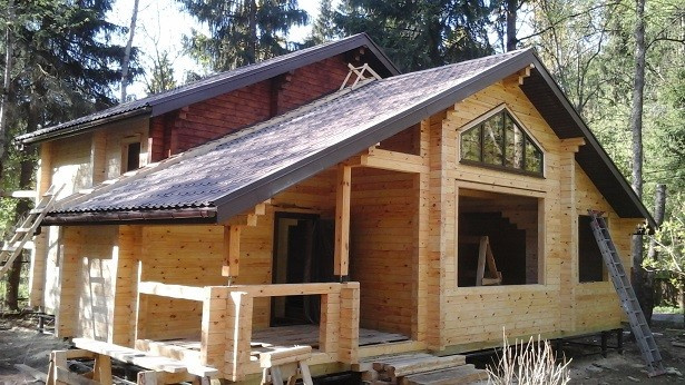 Проект дома из бруса в стиле шале "Альпы"