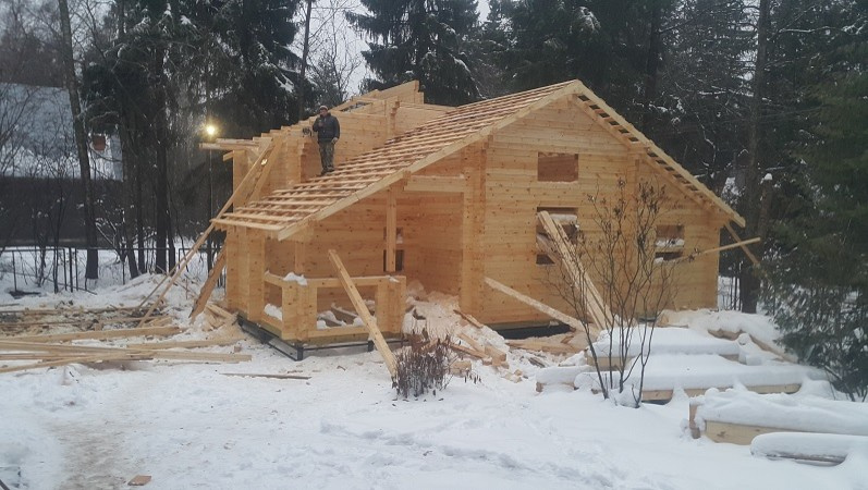 Проект дома из бруса в стиле шале "Альпы"