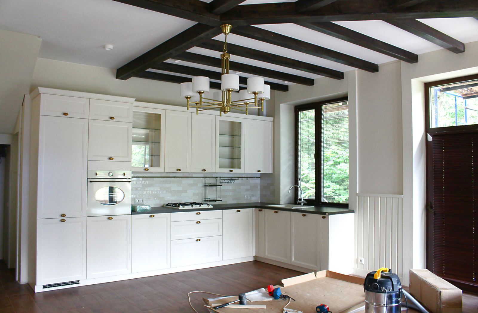 Загородное домовладение из двух сообщающихся коттеджей.