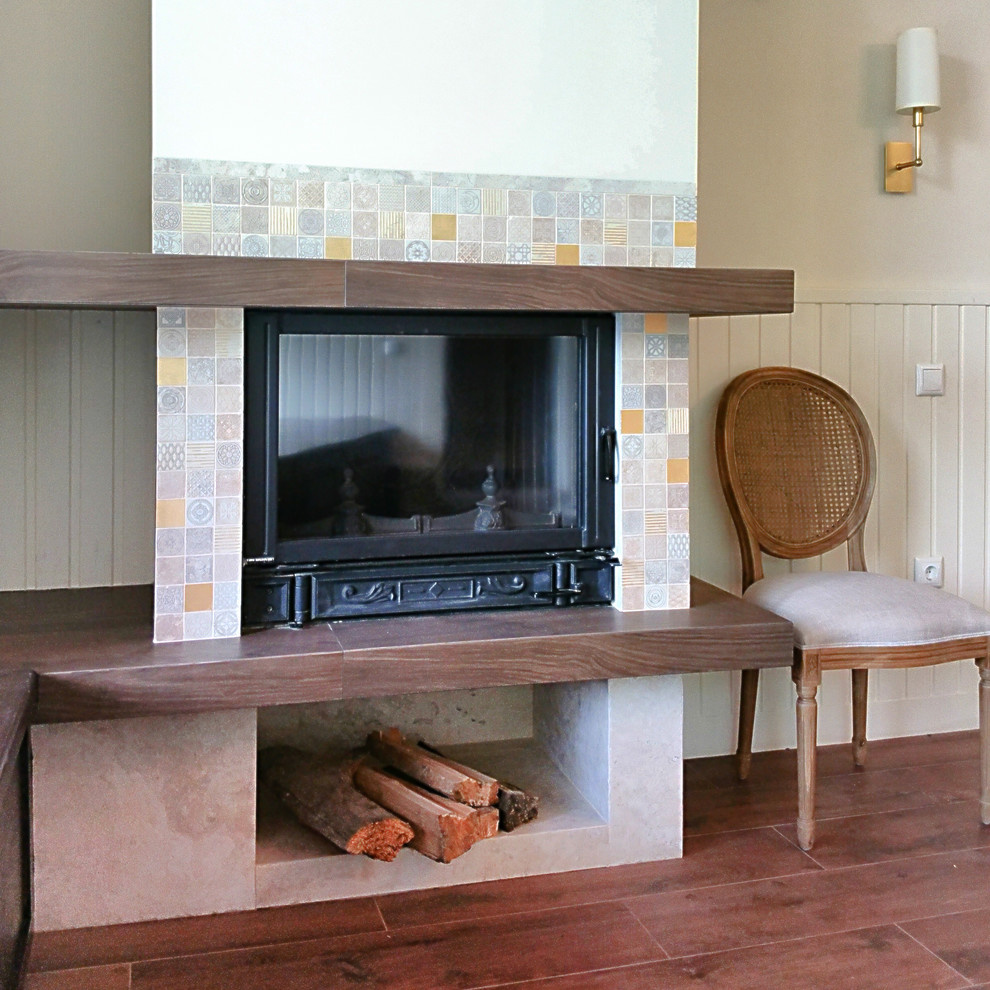 Загородное домовладение из двух сообщающихся коттеджей.