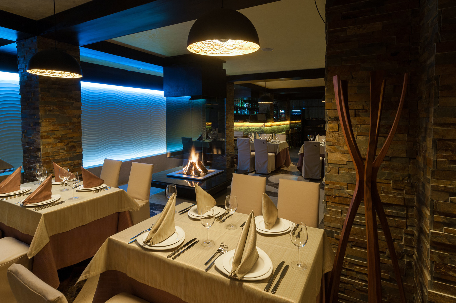 ОТЕЛЬ "ADRIANO"