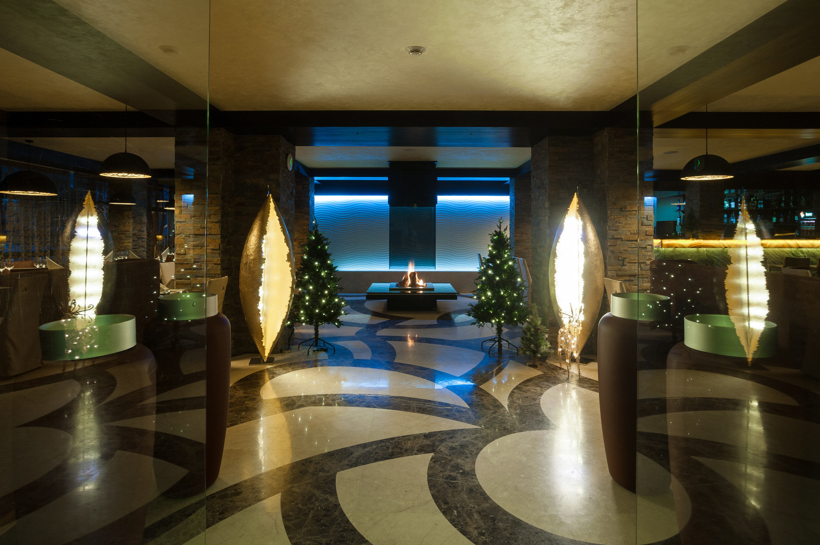 ОТЕЛЬ "ADRIANO"