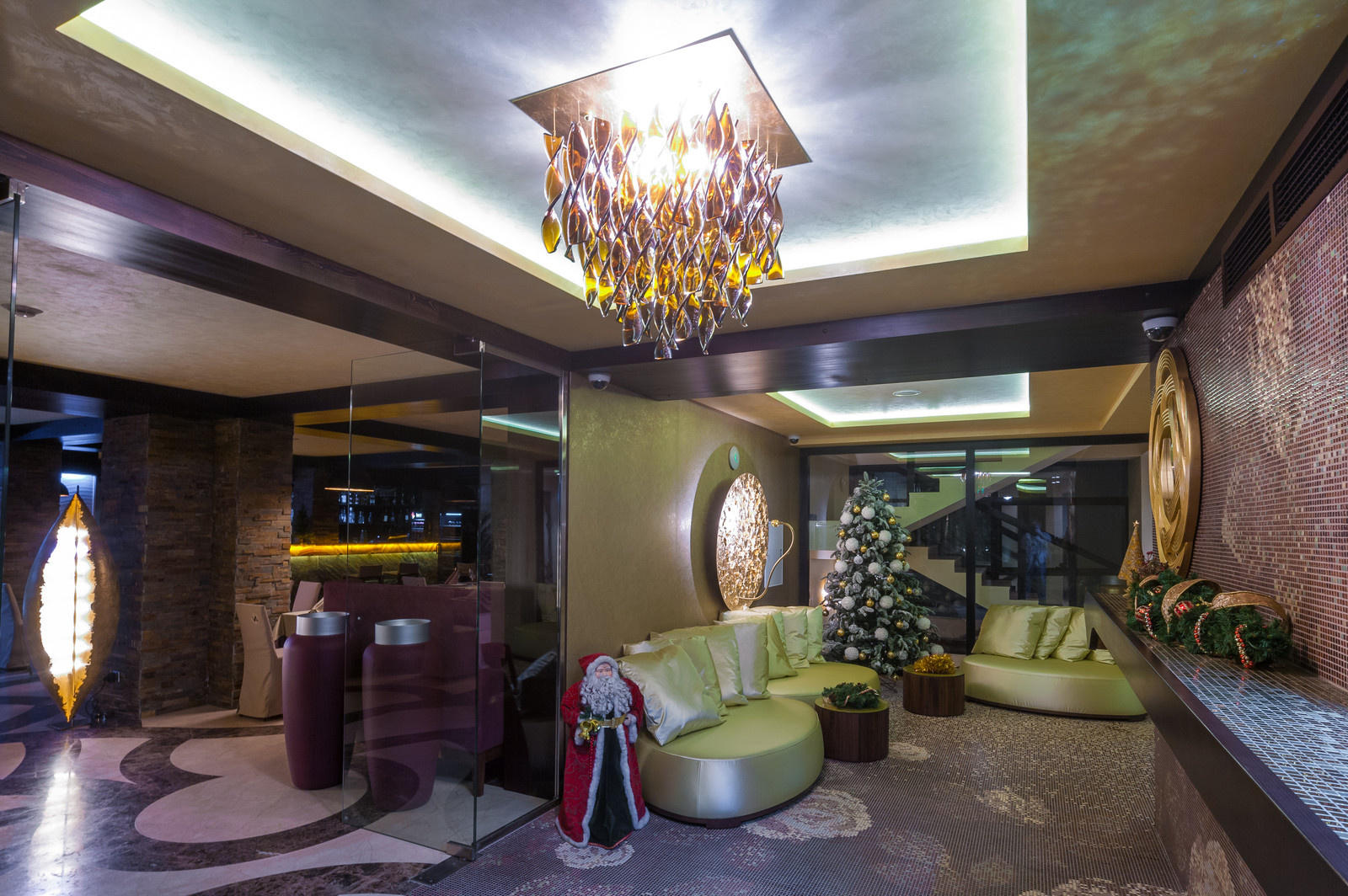 ОТЕЛЬ "ADRIANO"