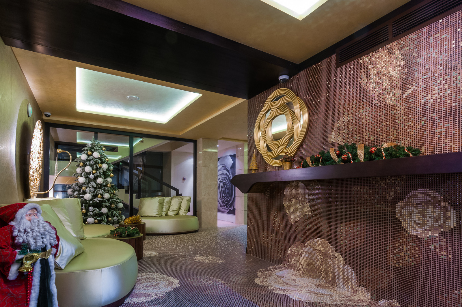 ОТЕЛЬ "ADRIANO"