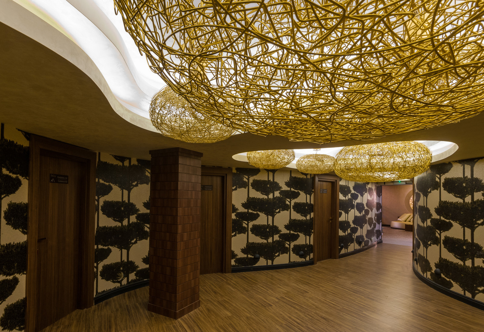 ОТЕЛЬ "ADRIANO"