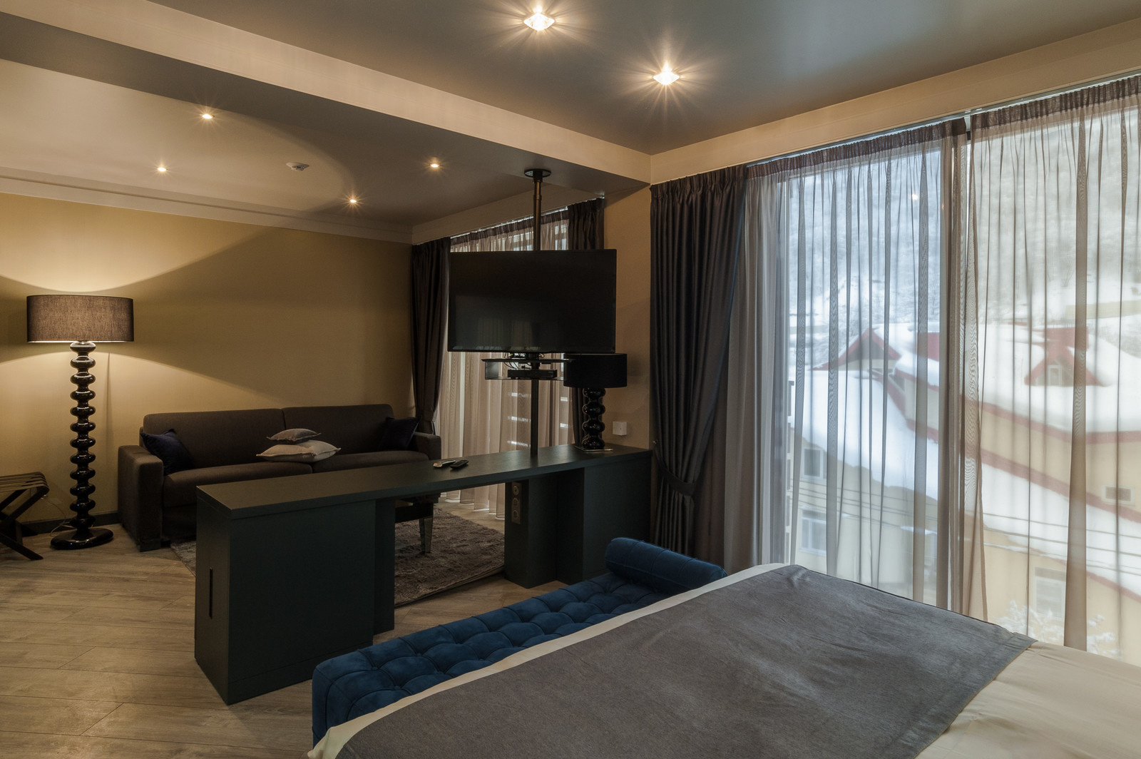 ОТЕЛЬ "ADRIANO"