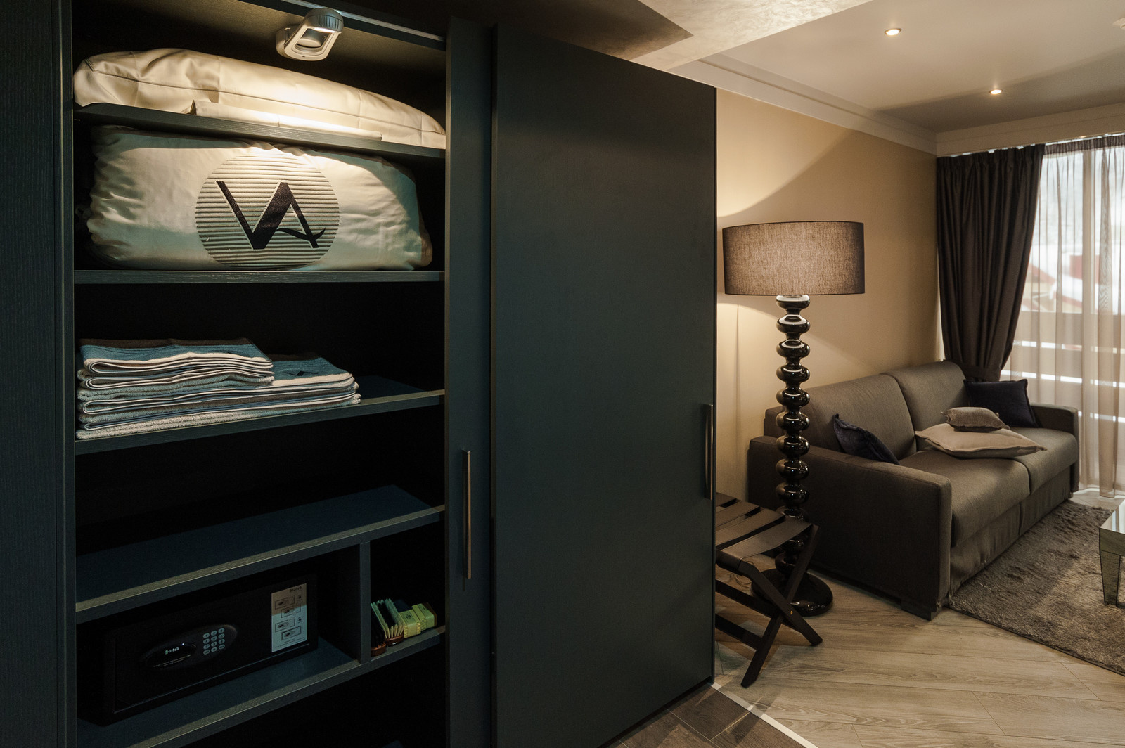 ОТЕЛЬ "ADRIANO"